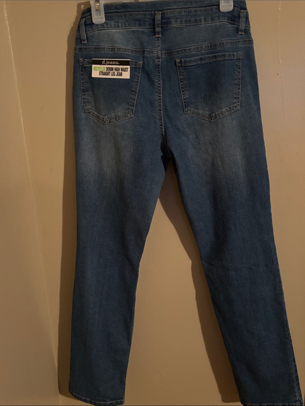 d. jeans High Waist Straight Leg Women's Jeans in medium blue stonewash - Picture 5 of 8